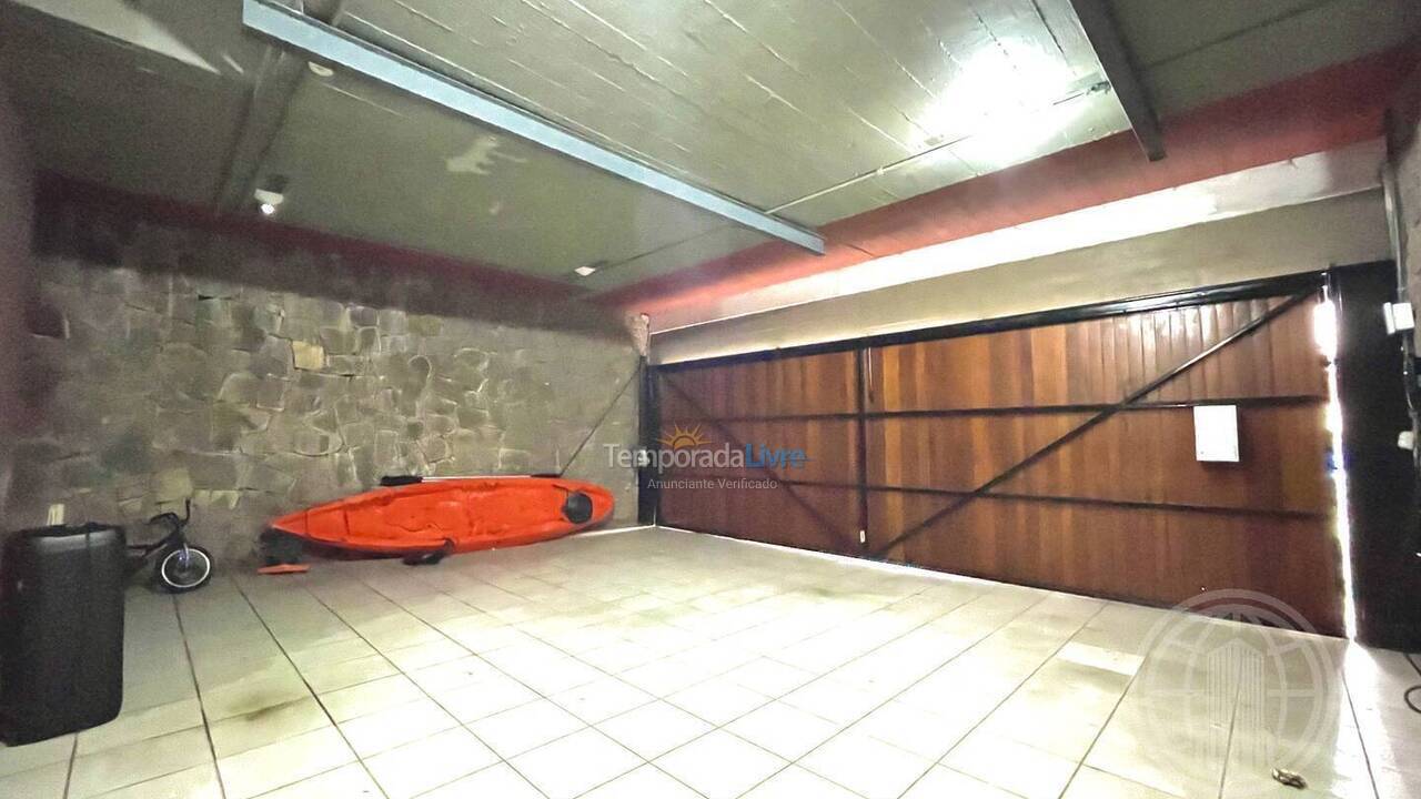 Casa para aluguel de temporada em Florianopolis (Canasvieiras)