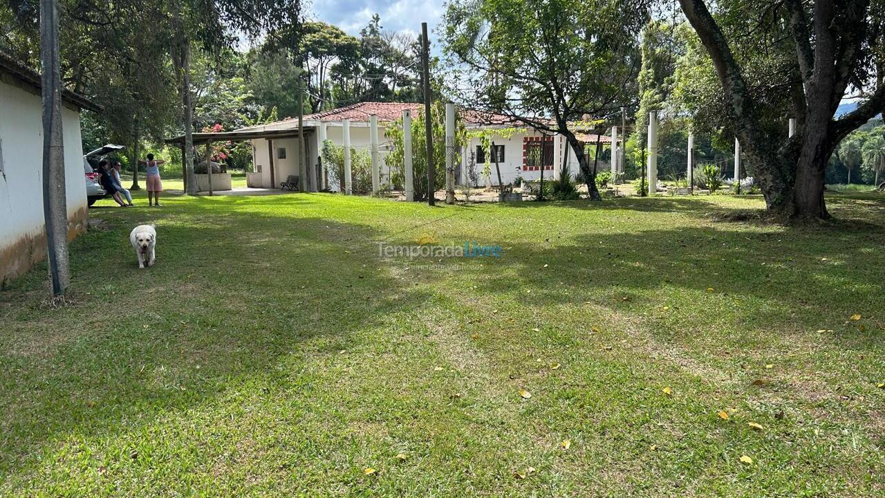 Granja para alquiler de vacaciones em Atibaia (Rio Abaixo)