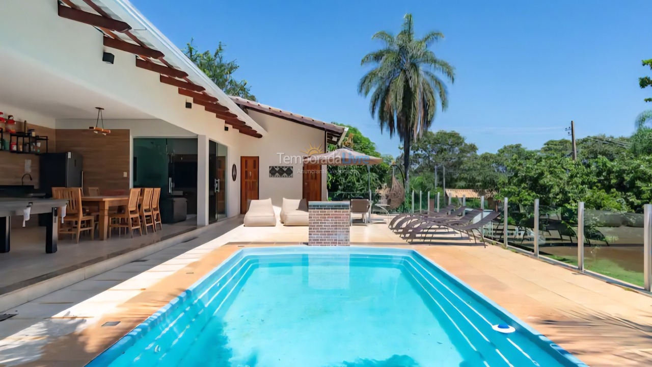 Casa para aluguel de temporada em Jaboticatubas (Condominio Vale do Luar)