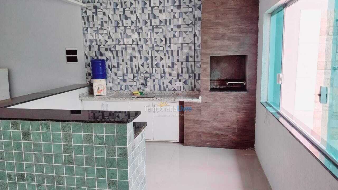 Chácara / sítio para aluguel de temporada em Suzano (Palmeiras)