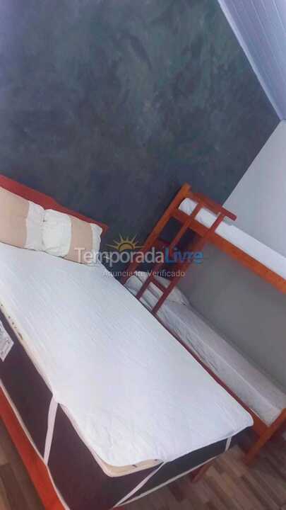 Chácara / sítio para aluguel de temporada em Suzano (Palmeiras)