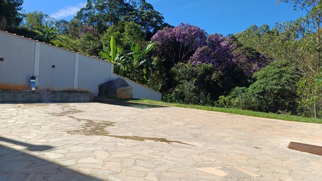 Estamos localizado procimo ao magic city