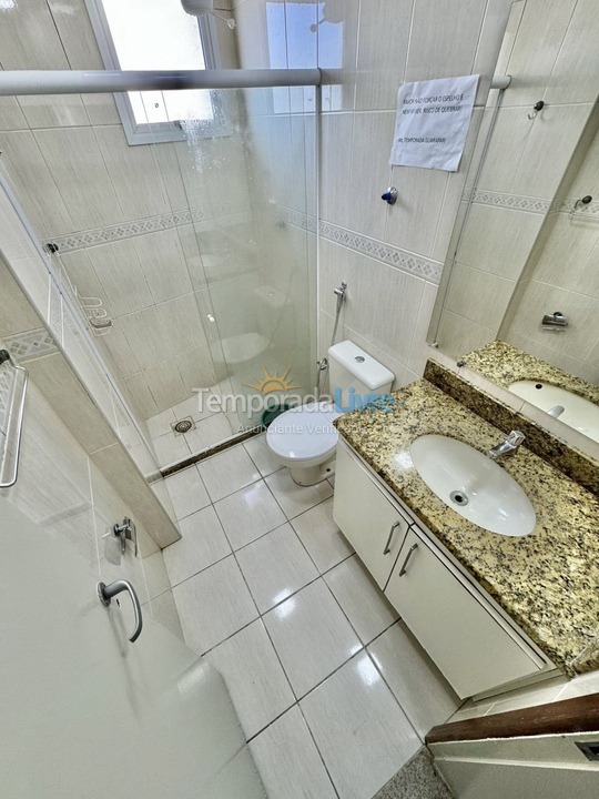 Apartamento para aluguel de temporada em Guarapari (Praia do Morro)