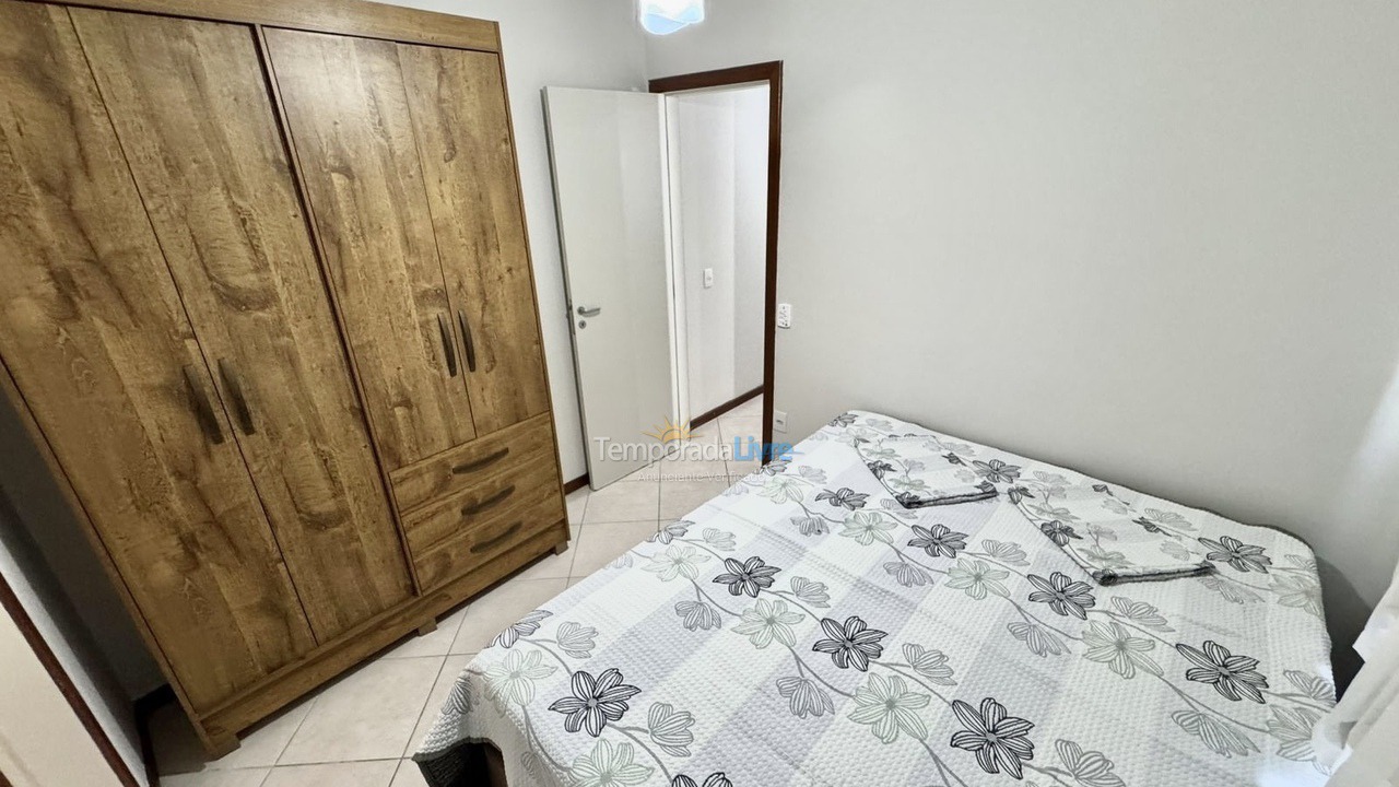 Apartamento para aluguel de temporada em Guarapari (Praia do Morro)