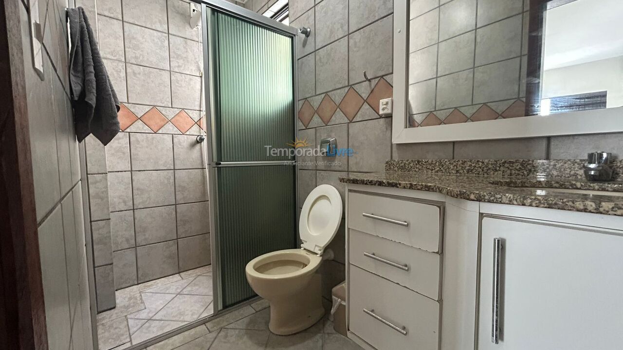 Apartamento para aluguel de temporada em Florianopolis (Praia dos Ingleses)