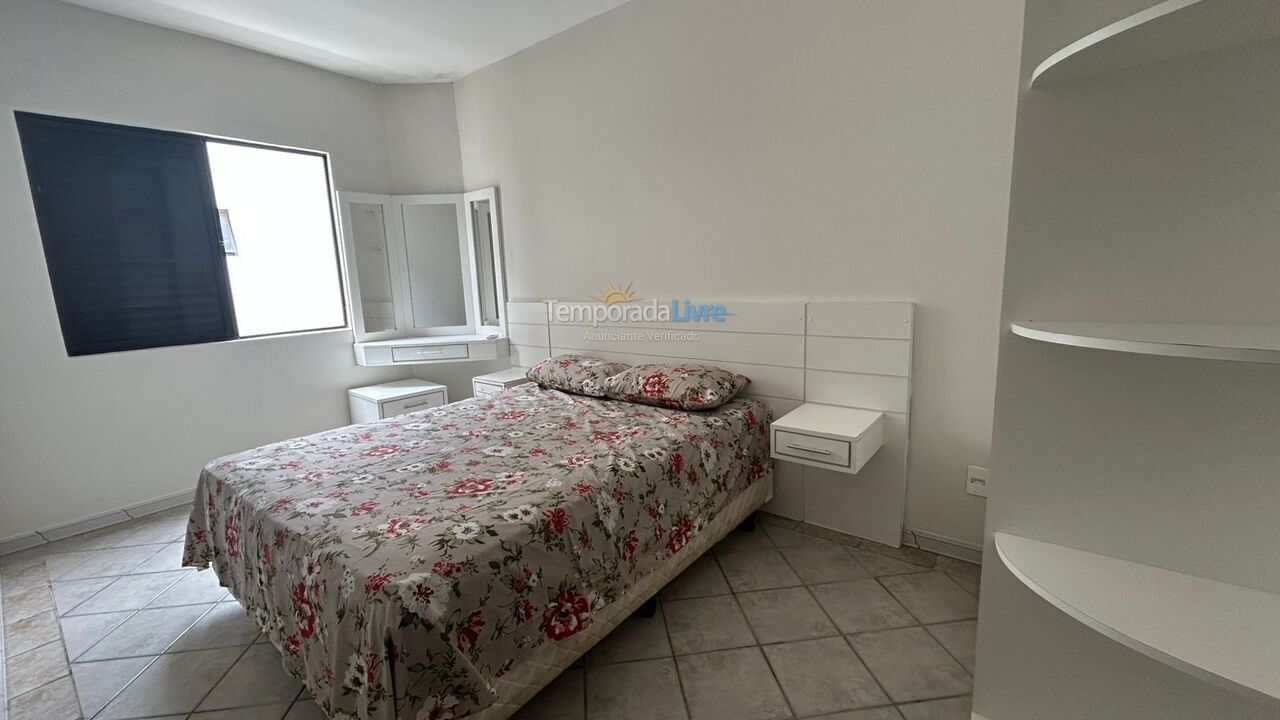 Apartamento para aluguel de temporada em Florianopolis (Praia dos Ingleses)
