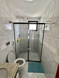 Apart. 4 quartos vista lateral do mar.