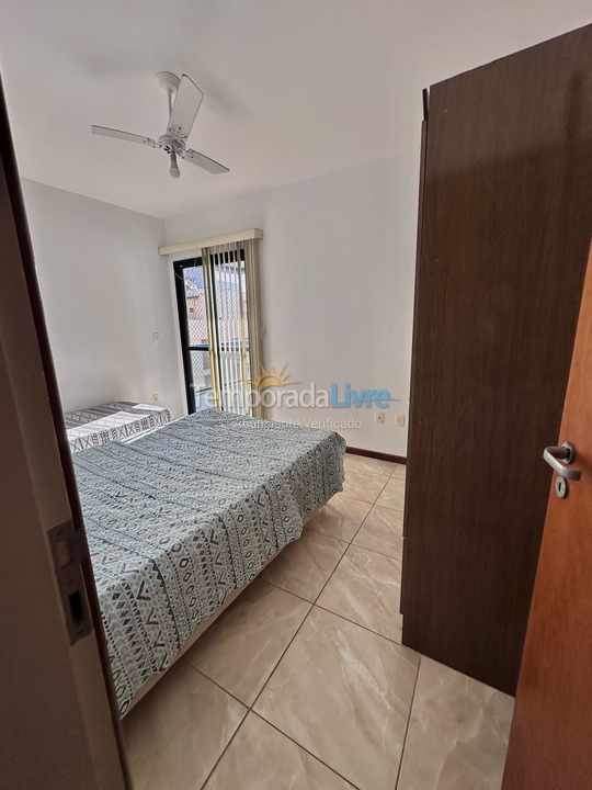 Apartamento para aluguel de temporada em Guarapari (Praia do Morro)