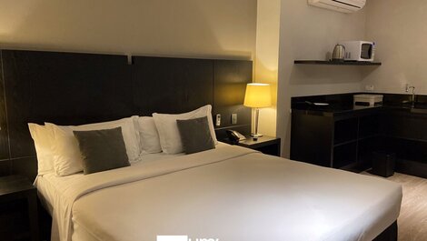 With Kitchen, Close to Shopping