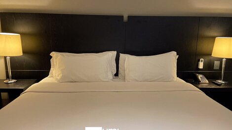 With Kitchen, Close to Shopping