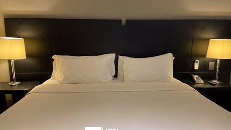 With Kitchen, Close to Shopping