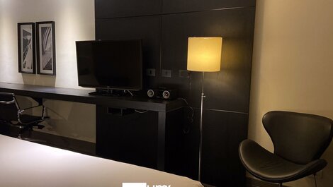 With Kitchen, Close to Shopping