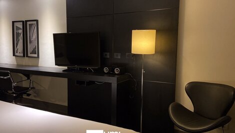 With Kitchen, Close to Shopping