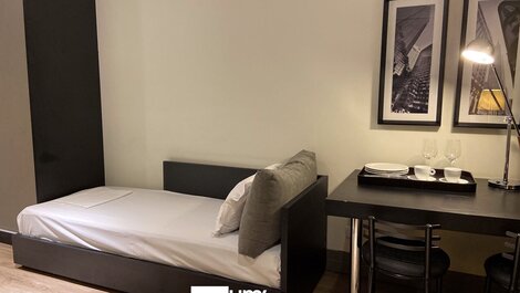 With Kitchen, Close to Shopping