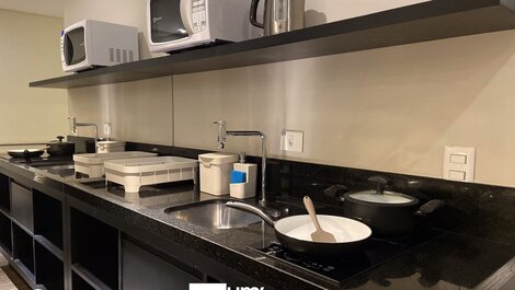 With Kitchen, Close to Shopping