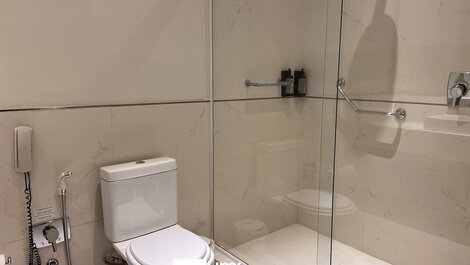 With Kitchen, Close to Shopping