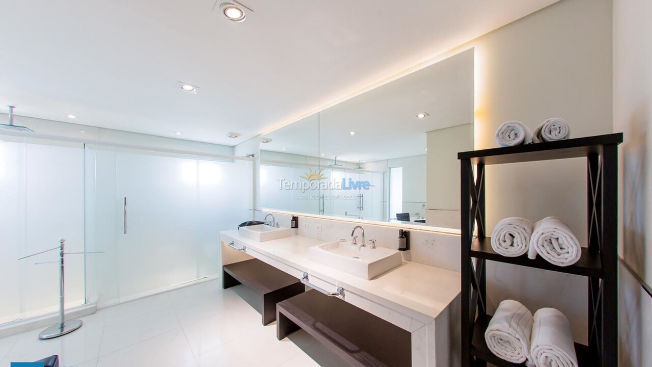 Apartment for vacation rental in Curitiba (Rebouças)