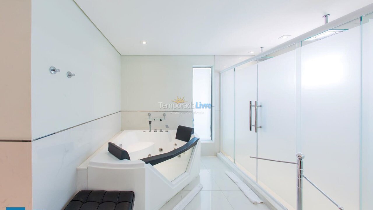 Apartment for vacation rental in Curitiba (Rebouças)