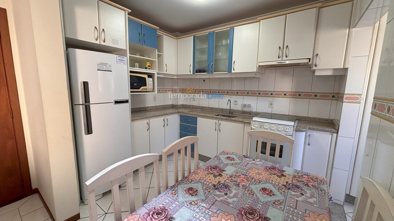 Apartamento para aluguel de temporada em Bombinhas (Praia de Bombas)