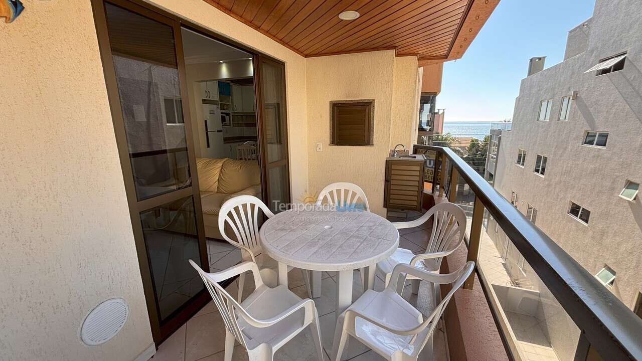 Apartamento para aluguel de temporada em Bombinhas (Praia de Bombas)