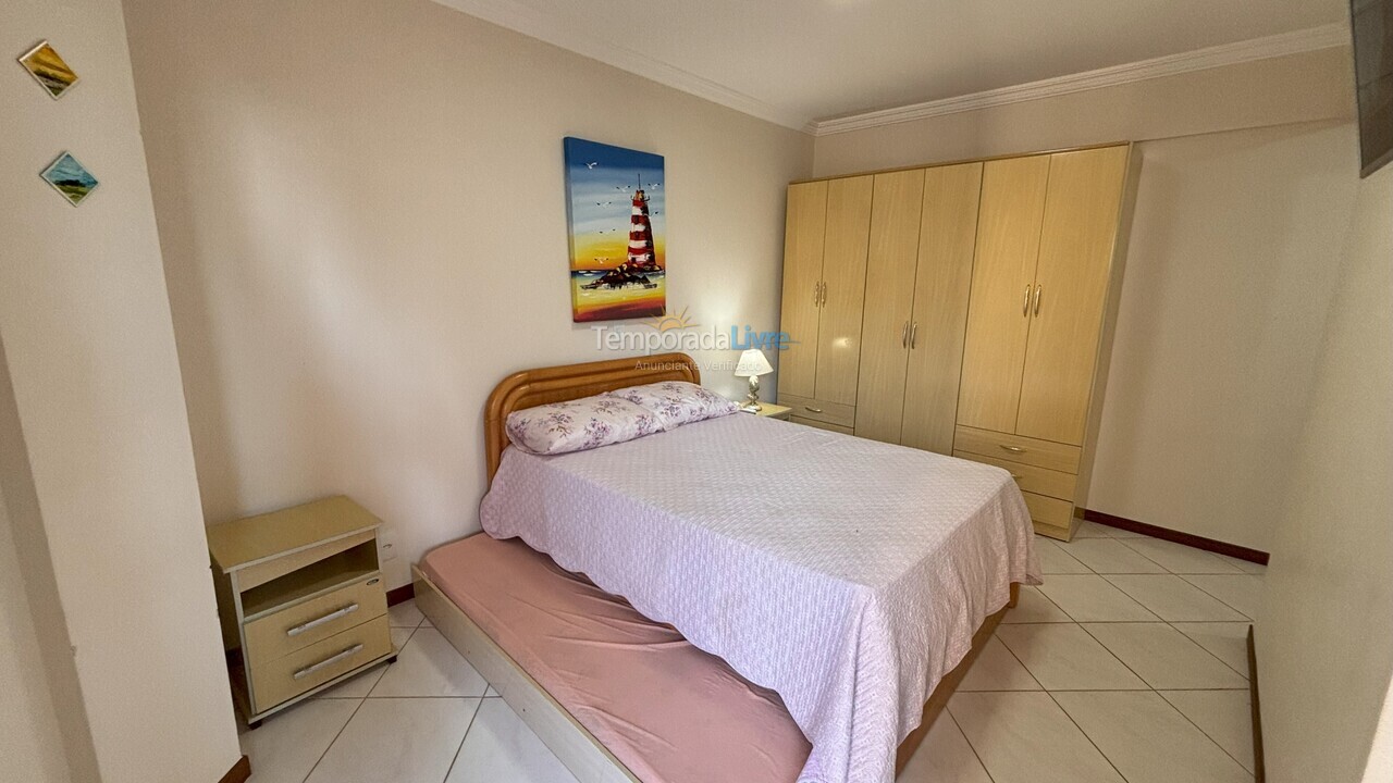 Apartamento para aluguel de temporada em Bombinhas (Praia de Bombas)