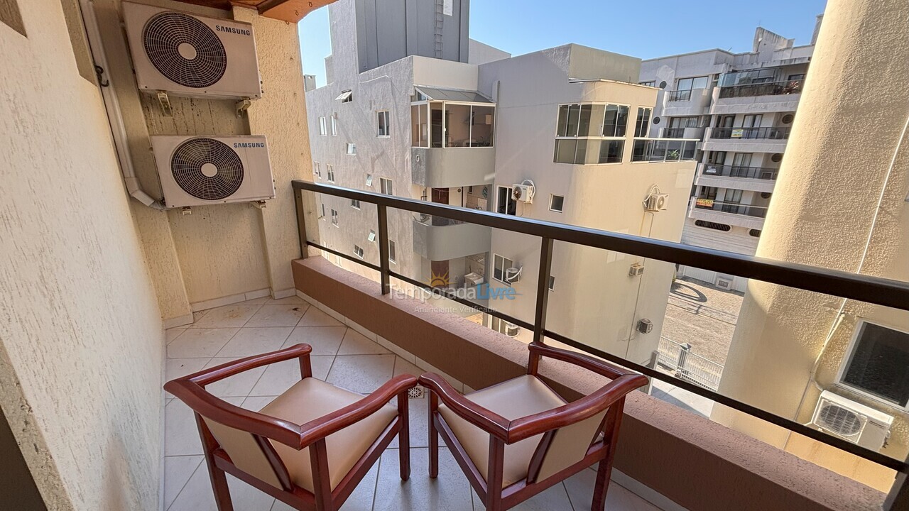 Apartamento para aluguel de temporada em Bombinhas (Praia de Bombas)