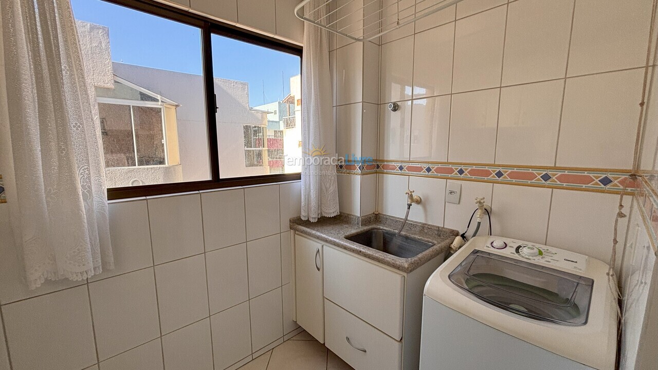 Apartamento para aluguel de temporada em Bombinhas (Praia de Bombas)