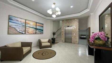 3 bedrooms with air conditioning, Meia Praia beachfront