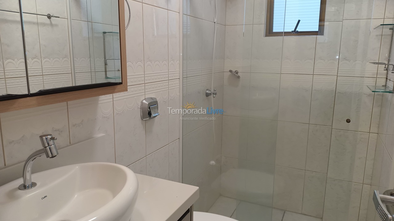 Apartment for vacation rental in Itapema (Meia Praia)