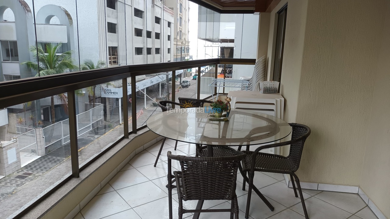 Apartment for vacation rental in Itapema (Meia Praia)