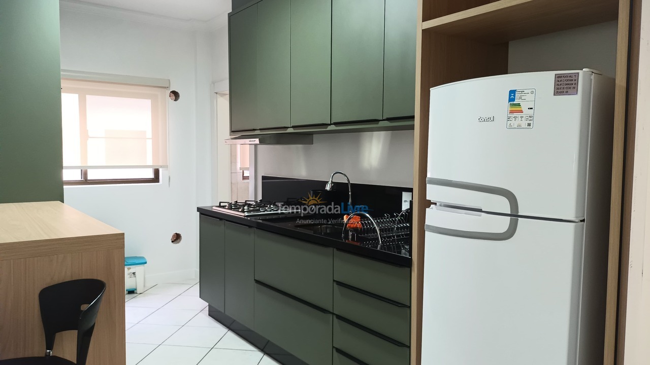 Apartment for vacation rental in Itapema (Meia Praia)