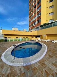 Piscina disponível para hóspedes.