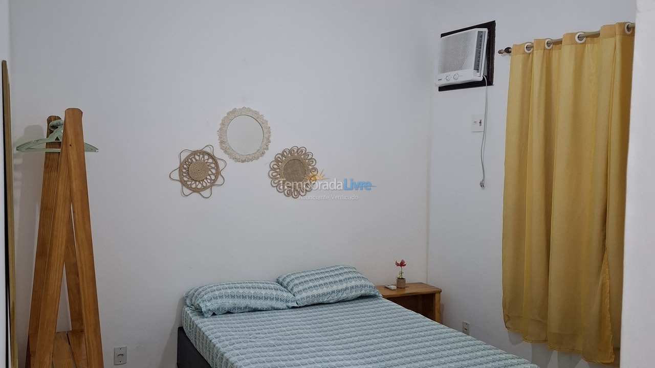 Casa para aluguel de temporada em Cabo Frio (Unamar)