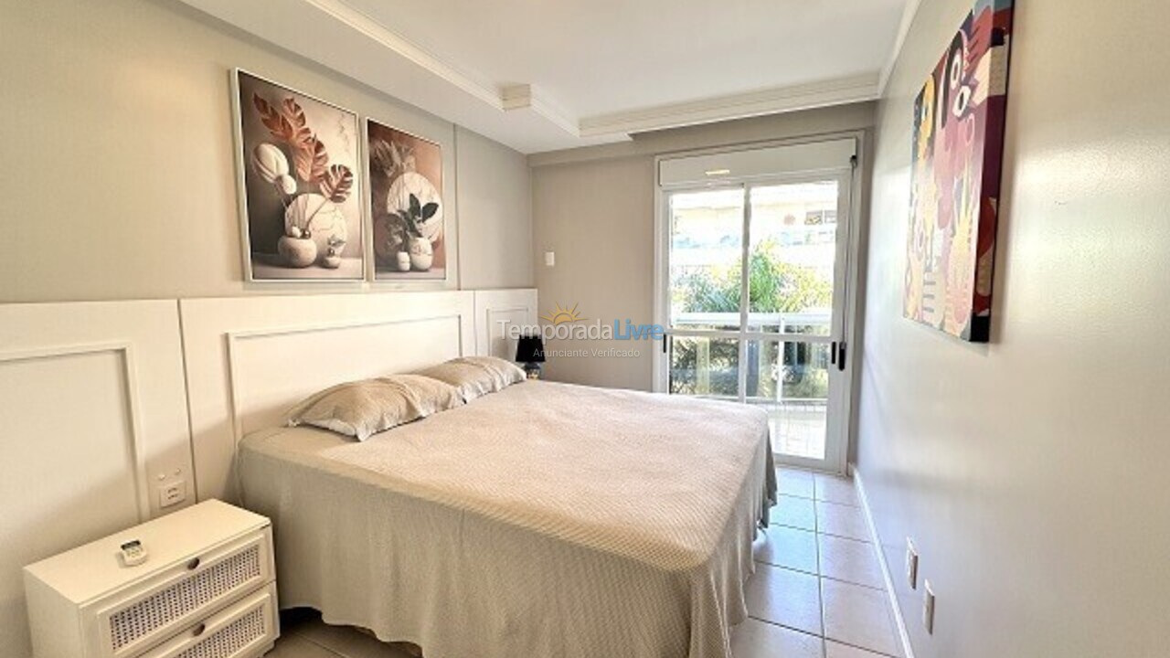 Apartamento para aluguel de temporada em Florianópolis (Praia Brava)
