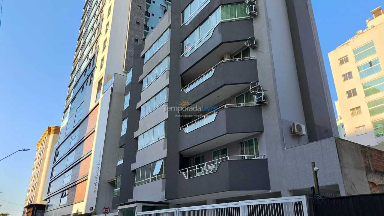 Apartamento para alquiler de vacaciones em Itapema (Meia Praia)