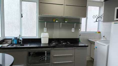 Excelente apartamento de 1 dormitorio a cuadra del mar.