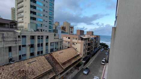 Excelente apartamento de 1 dormitorio a cuadra del mar.