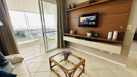 Excelente Cobertura com vista para o mar na Praia Brava.