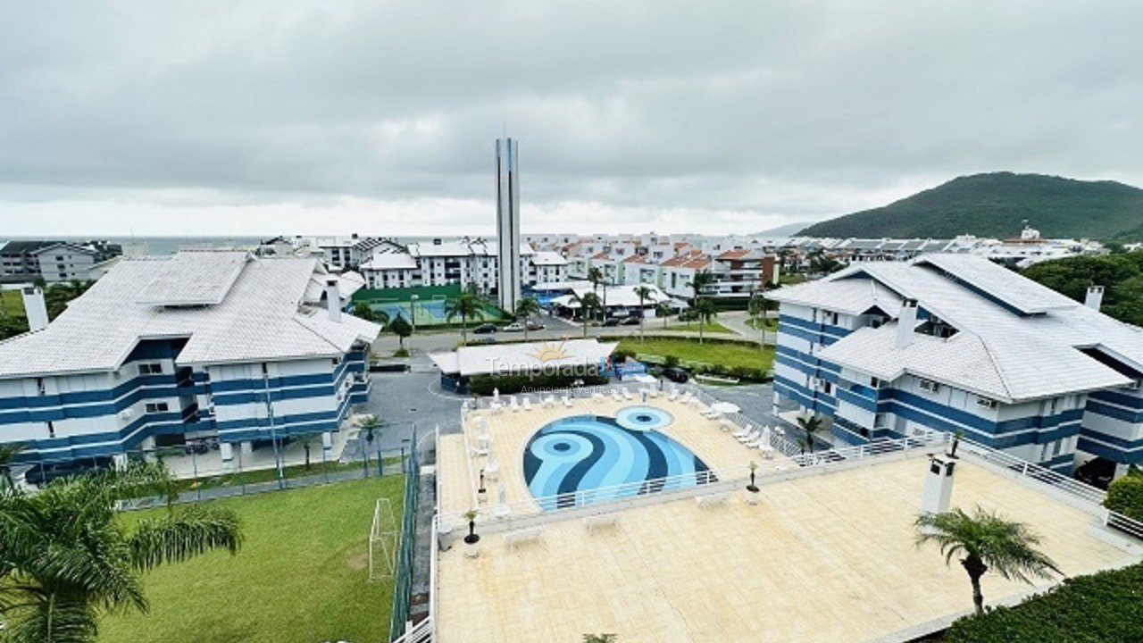 Apartamento para aluguel de temporada em Florianópolis (Praia Brava)