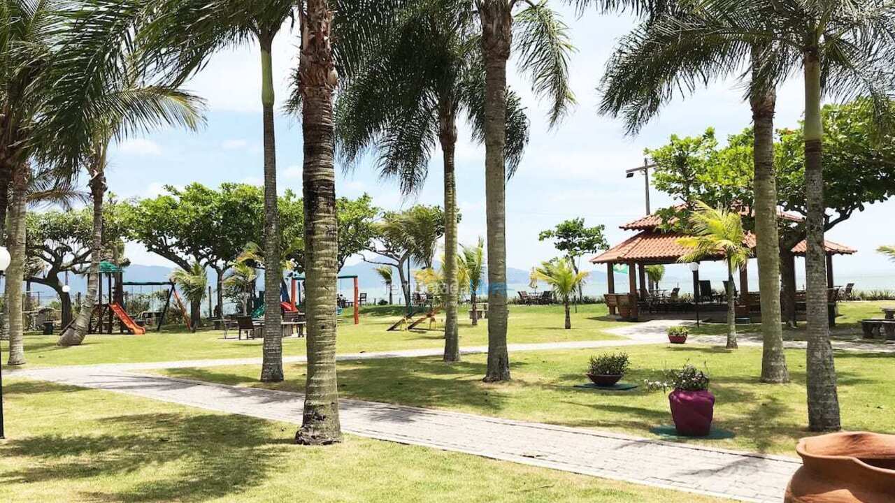 Casa para aluguel de temporada em Florianópolis (Jurere Tradicional)