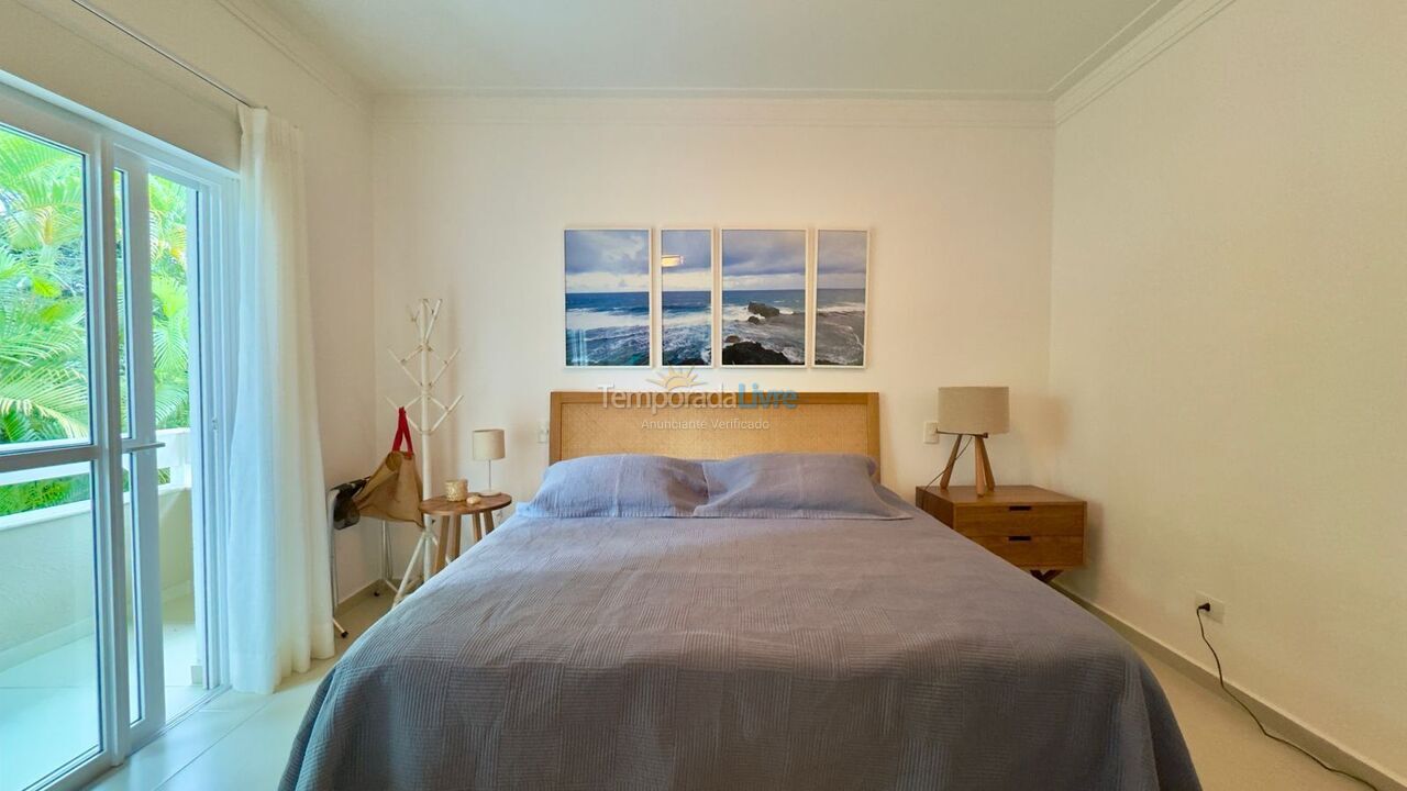 Casa para alquiler de vacaciones em São Sebastião (Praia da Baleia)