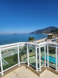 Apart Hotel em frente ao Mar