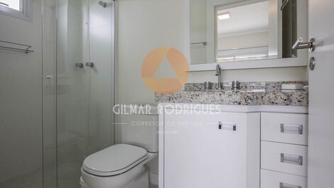 Ótimo apartamento de 2 dormitórios a 50m da praia de Canto Grande