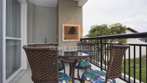 Ótimo apartamento de 2 dormitórios a 50m da praia de Canto Grande