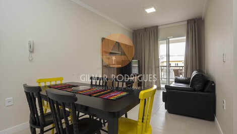 Ótimo apartamento de 2 dormitórios a 50m da praia de Canto Grande