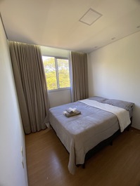 🌿 Apartamento Charmoso e Aconchegante - 2 Quartos, Todo Mobiliado 🌿