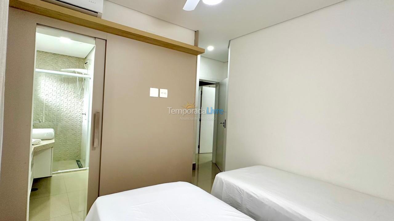 House for vacation rental in Bertioga (Jardim São Lourenço)