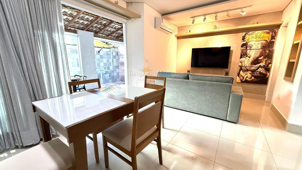House for vacation rental in Bertioga (Jardim São Lourenço)