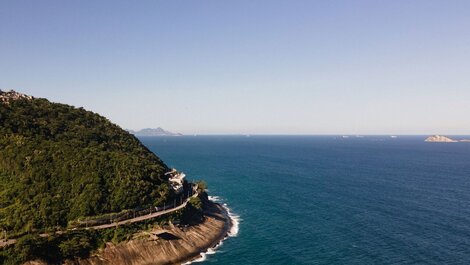 LUXOBRASIL #RJ23 Villa Irvana 04 Suites Sea View São Conrado...