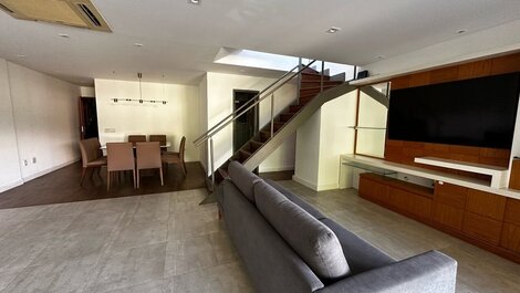 LUXOBRASIL #RJ94 Praça do Pomar Penthouse Vacation Rental
